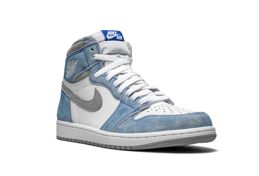 Air Jordan 1 Retro High OG "Hyper Royal" Sneaker